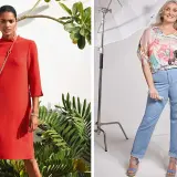 Deux femmes, l'une en robe rouge, l'autre en jean et chemisier fleuri, prouvent que ce qui vieillit une femme, c'est le manque de style.