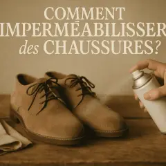 Comment imperméabiliser des chaussures en daim avec un spray protecteur. Une paire de chaussures, un chiffon et une bombe sont sur une table en bois.