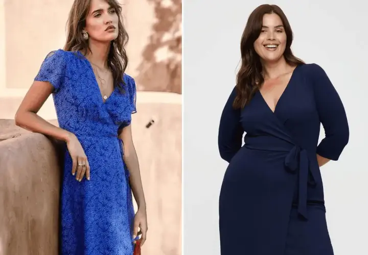 Deux femmes portent des robes portefeuille bleues. Celle de gauche, imprimée, semble s'ouvrir un peu trop. Celle de droite, unie, est plus couvrante.
