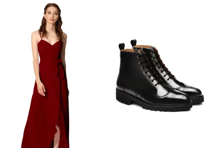 Une femme porte une robe bordeaux fendue. À côté, une paire de bottines noires vernies à lacets. Quelles bottines avec une robe ?
