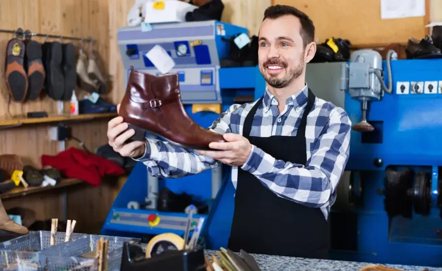 Réparation chaussures - Quand ça vaut le coup (et le coût) ?