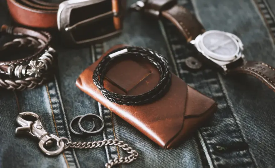 Nettoyer un bracelet en cuir - La méthode infaillible