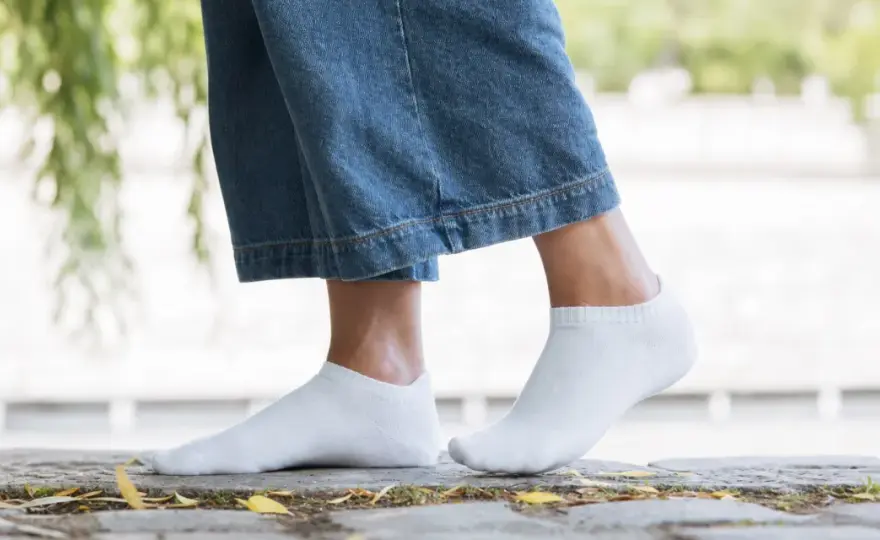 Chaussettes baskets blanches - Le guide ultime pour un look parfait