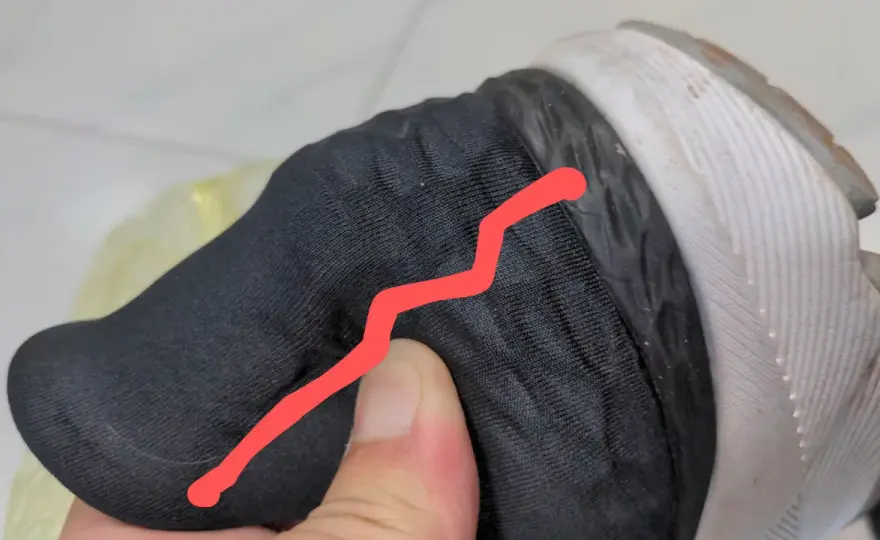 Contrefort de chaussure cassé - Réparer ou changer?