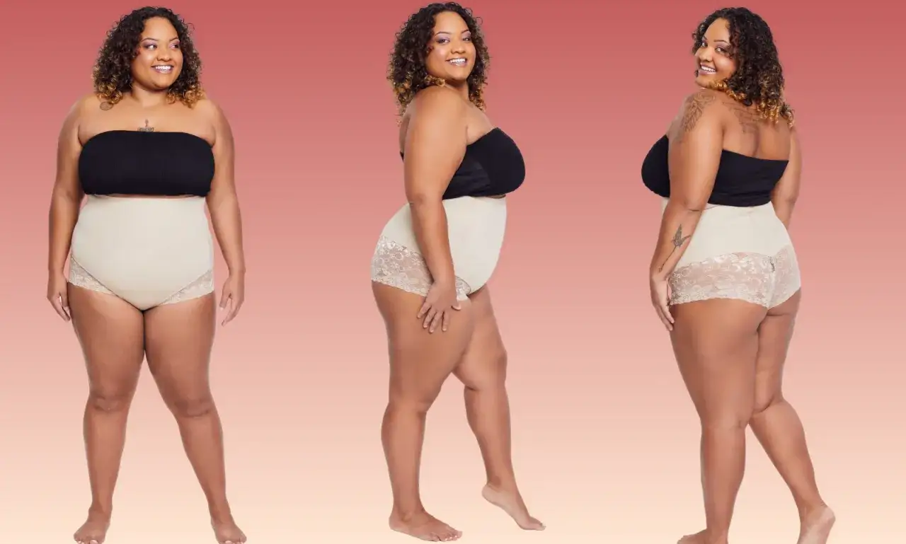 Une femme porte une culotte gainante haute et un bandeau noir. Idéal pour savoir comment s'habiller quand on a des grosses cuisses.
